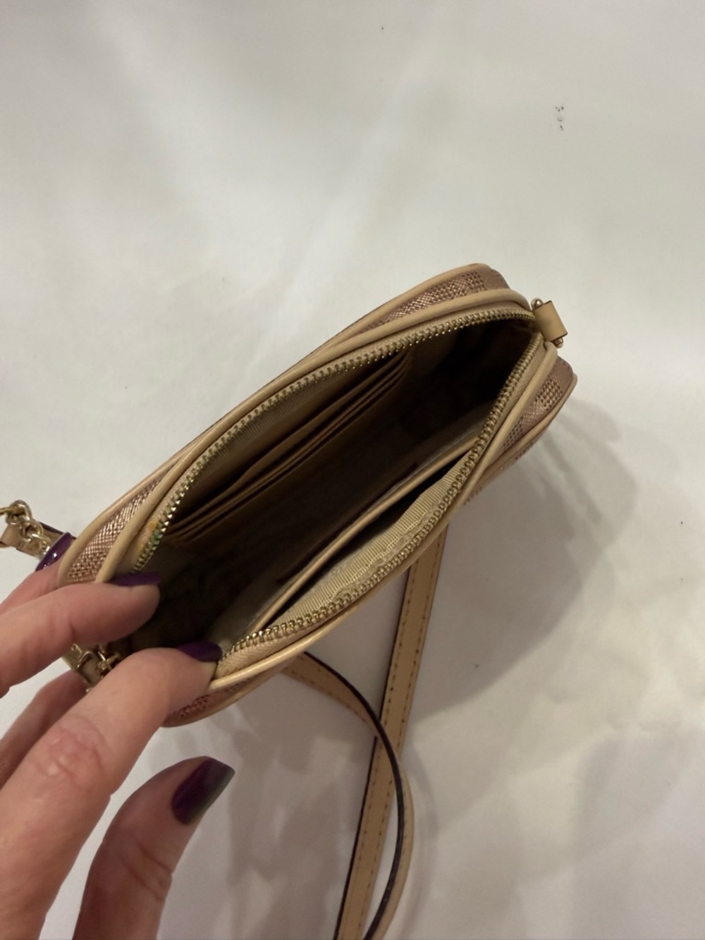 Michael Kors Blush rose gold Pink Signature MK Crossbody - Picture 10 of 10